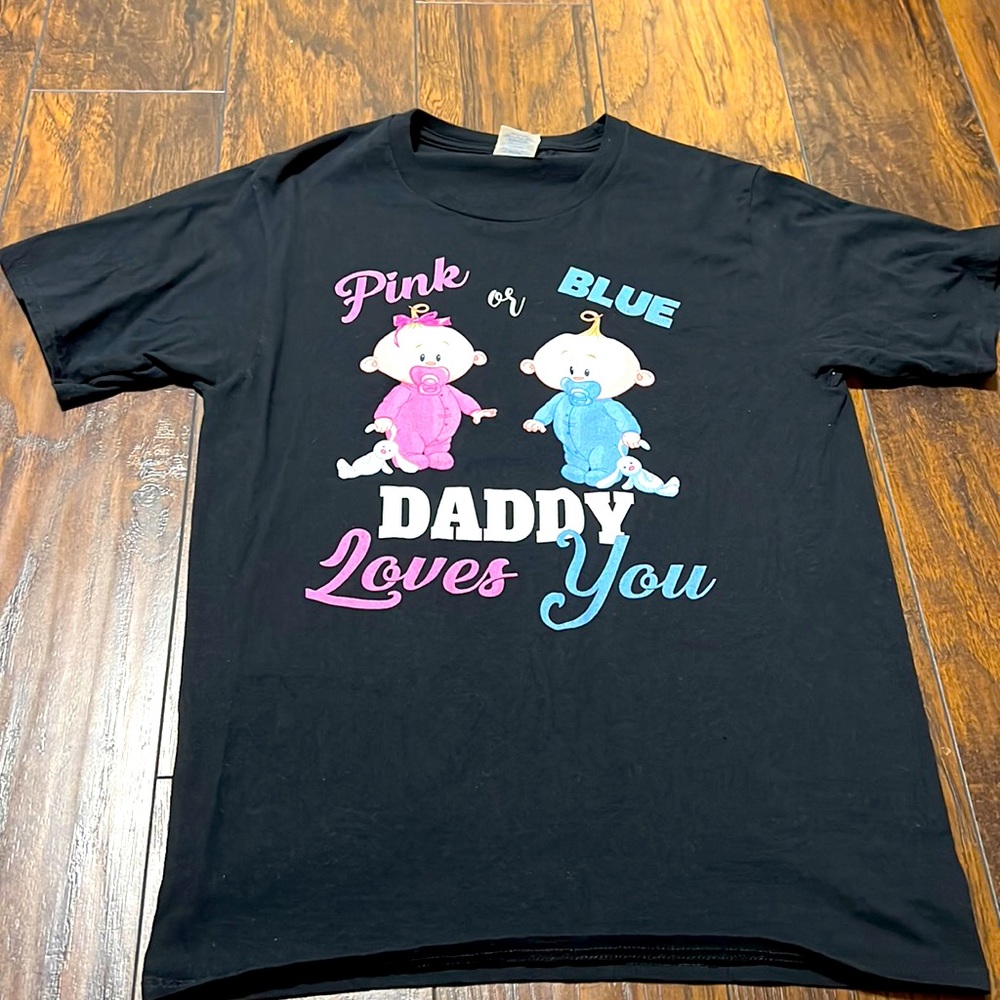 Gender reveal shirt for dad. Wore once. Looks brand new in small size.